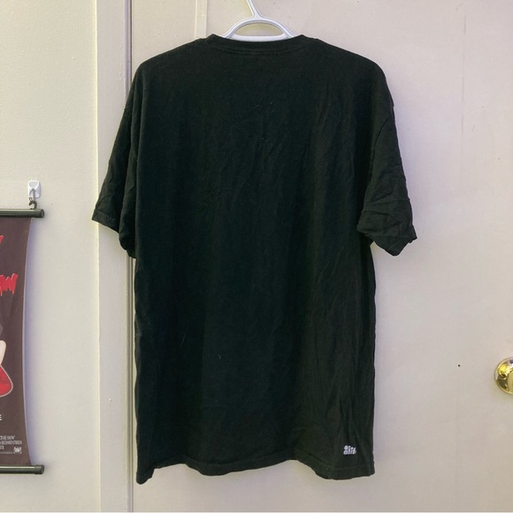 Thrifted vintage black graphic tee with rainbow text in men’s extra large - Picture 6 of 6